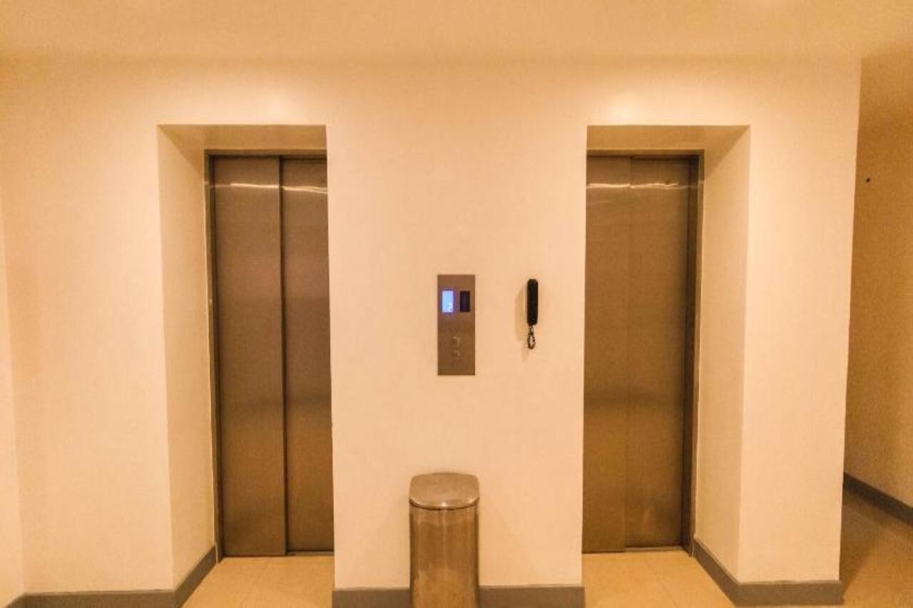 Go Hotels Cubao Кесон-Сити Экстерьер фото